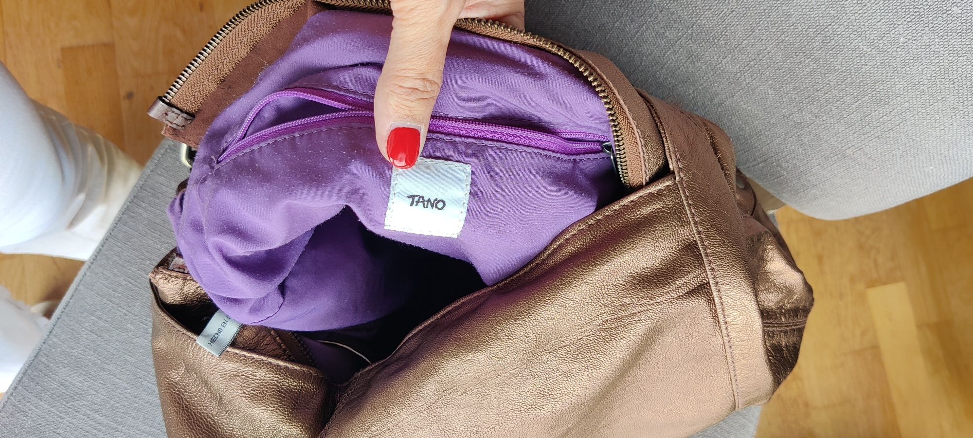 Mala da marca Tano
