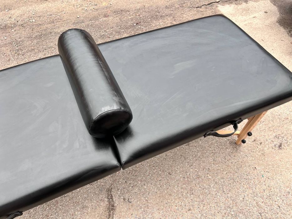 Продам масажний стіл стан  нового