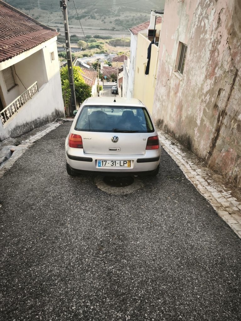 Carro de uso diário não me dá problemas !