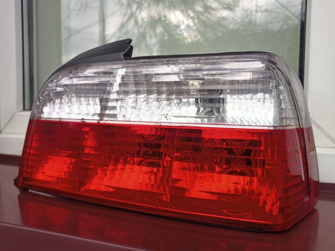 BMW E36 Coupe Cabrio lampa tył tylna prawa Depo Clear Tuning