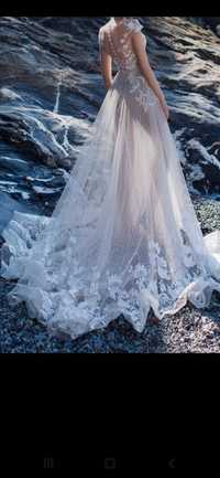 Sukienka ślubna projektantki Agne Etoiles model Diel (nowa)