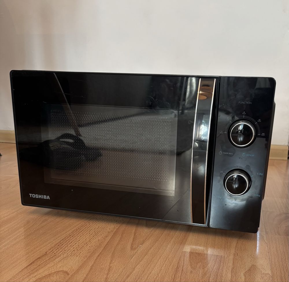 Kuchenka mikrofalowa Toshiba MWP-MM20P