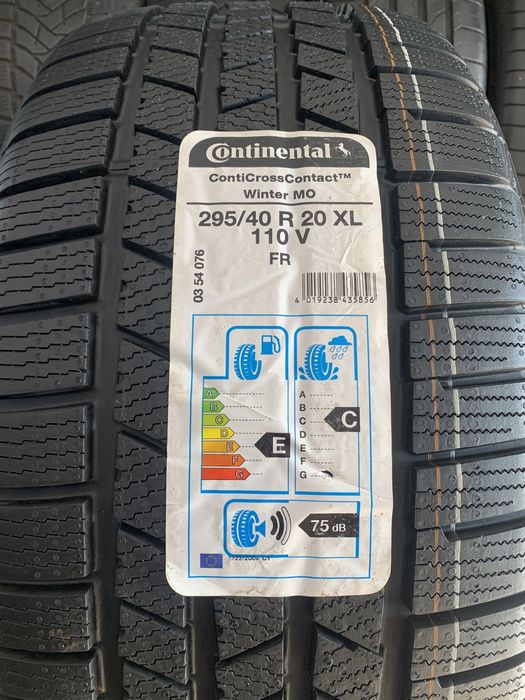 295/40/20 110V Continental Cross Contract Winter
