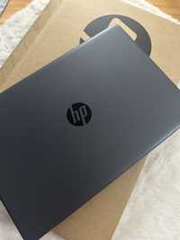 Laptop HP 255 G8