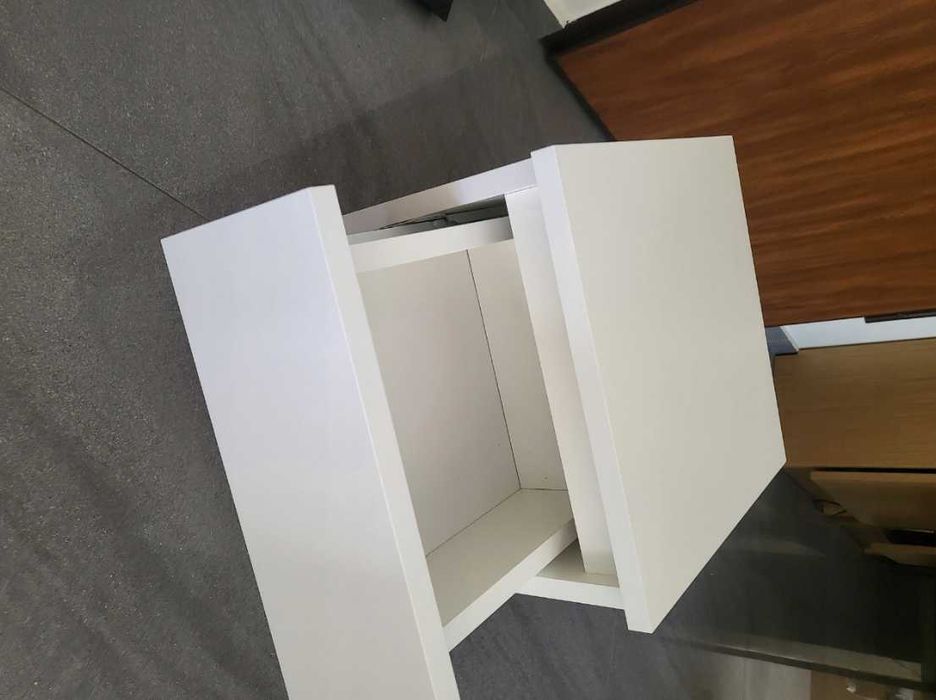NOWA BIAŁA SZAFKA Szafa Nocna Komoda Do Pokoju Sypialni Biura