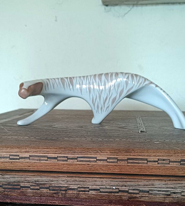 Figurka Pantera Lubomir Tomaszewski ZPS Ćmielów, proj. 1960 rok