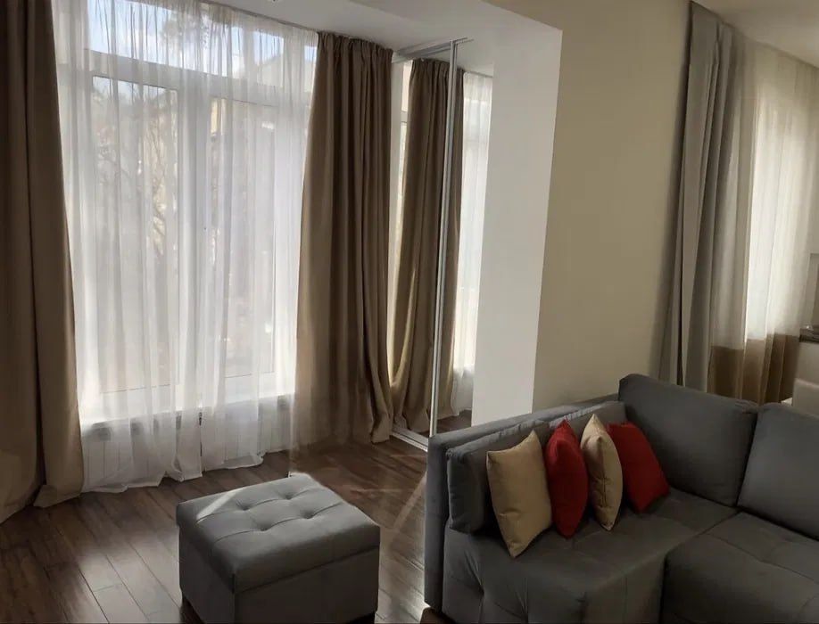 1-кімнатна квартира біля набережної в Ірпені з ремонтом