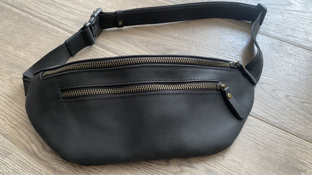 Поясная сумка, чорна, crazy horse натуральна шкіра