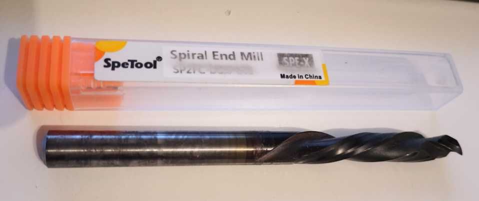 Frez spiralny, uchwyt 8mm, długość robocza 45mm z powłoką TAC SpeTool