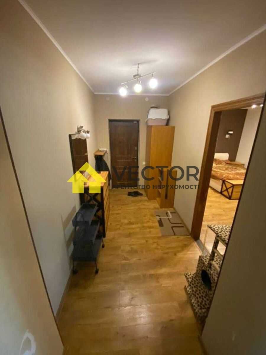 Продаж 3к квартири з ремонтом 77 м2, цегляний будинок, ТЕРМІНОВО