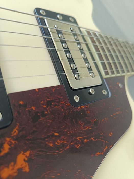 Gretsch G2622T Streamliner Center Block DC – Vintage White (Nova)