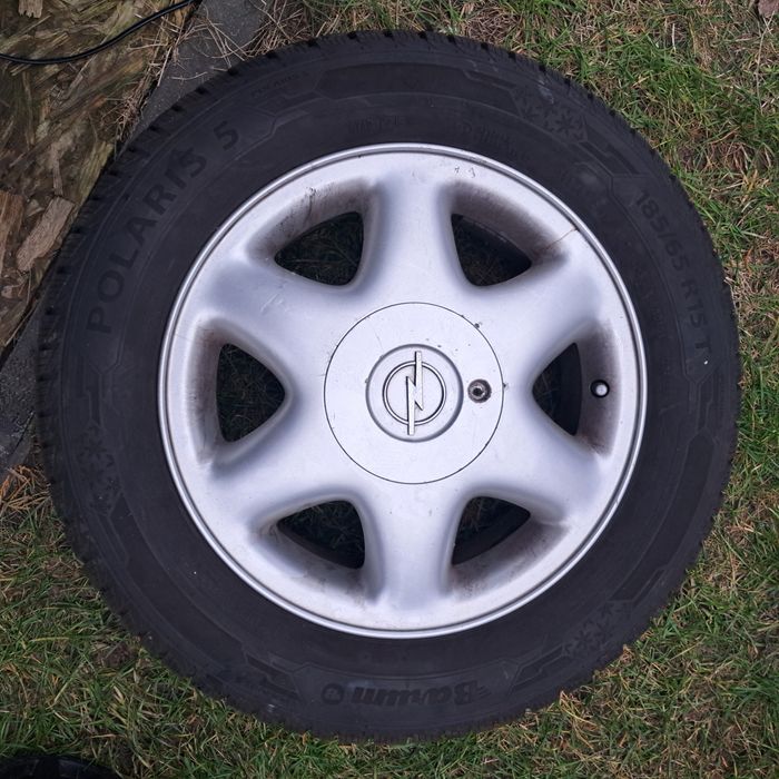 Zimowe opony 185/65r15 felga opel 4x100