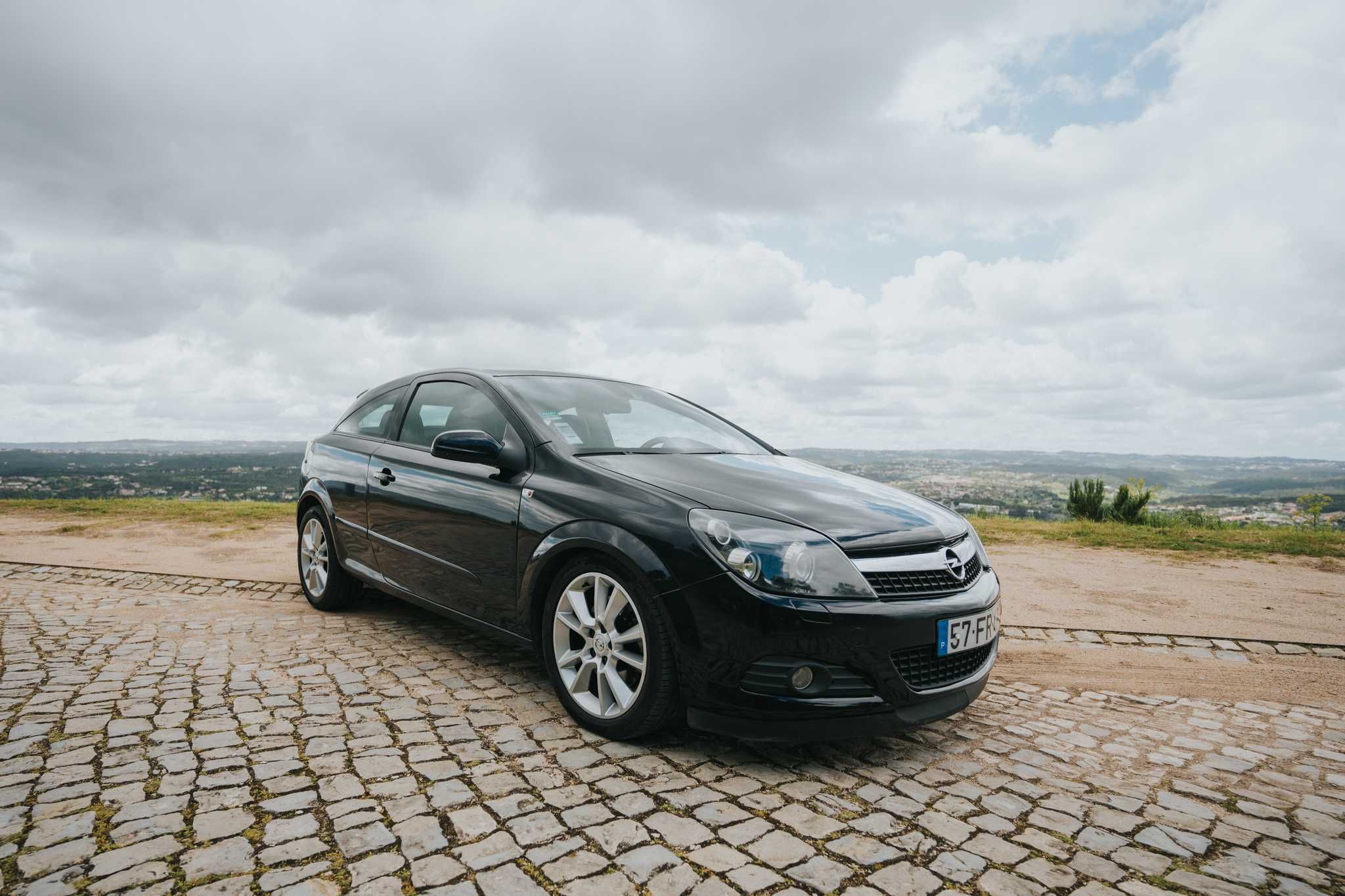 Opel Astra GTC 1.9 CDTi 150cv