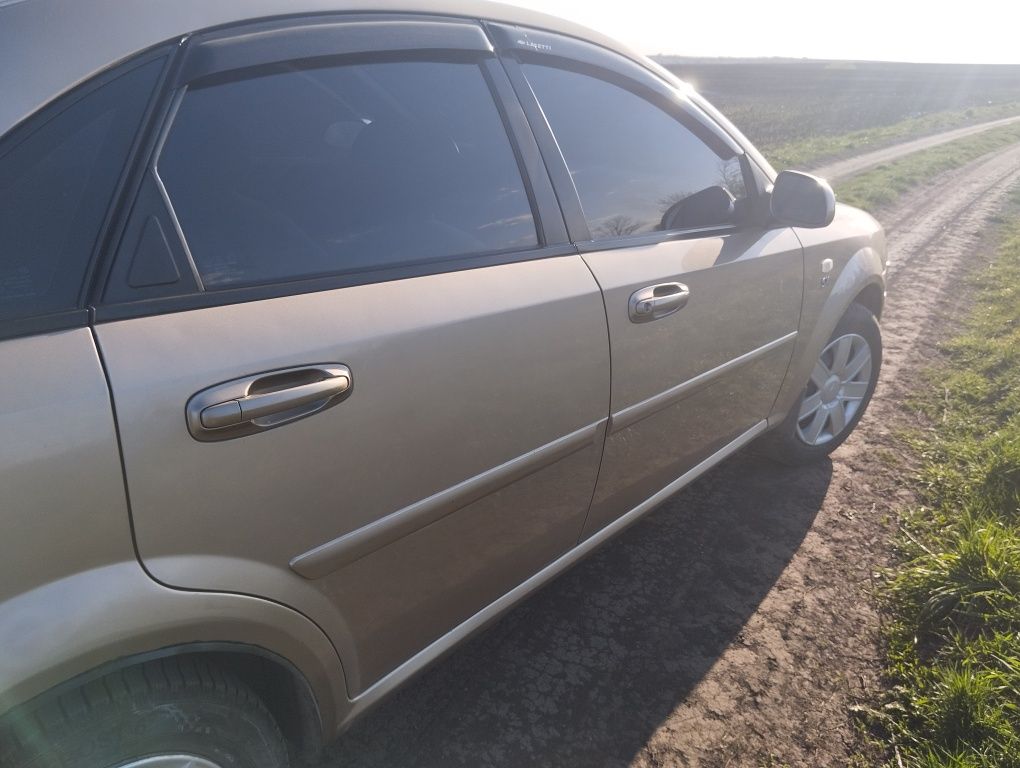 Лачетті 1.8 лда Г/Б можливий обмін на авто до 1500 дол.