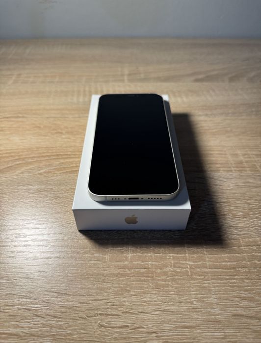 iPhone 12,kolor biały,128gb