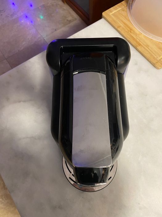 Máquina café cápsulas Delta Qool