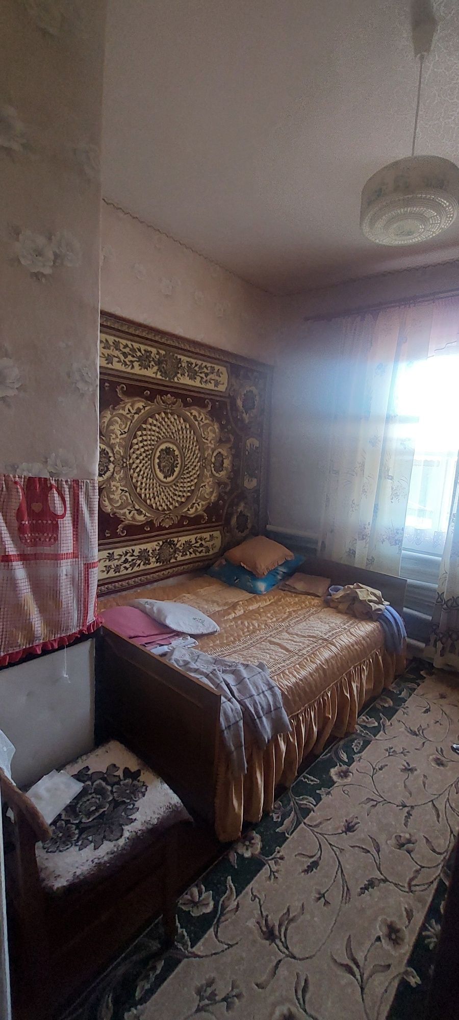 Продається будинок в житловому стані з земельною ділянкою у м. Конотоп