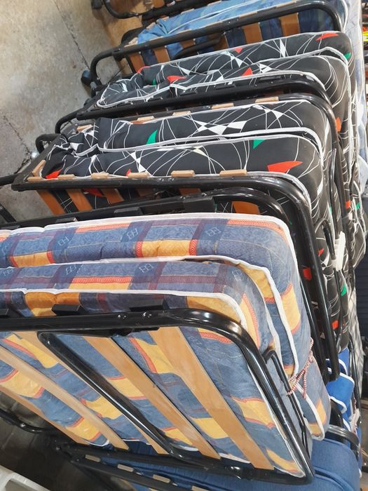 Łóżko rozkładane polowe turystyczne kempingowe wygodne z raszkami Rze