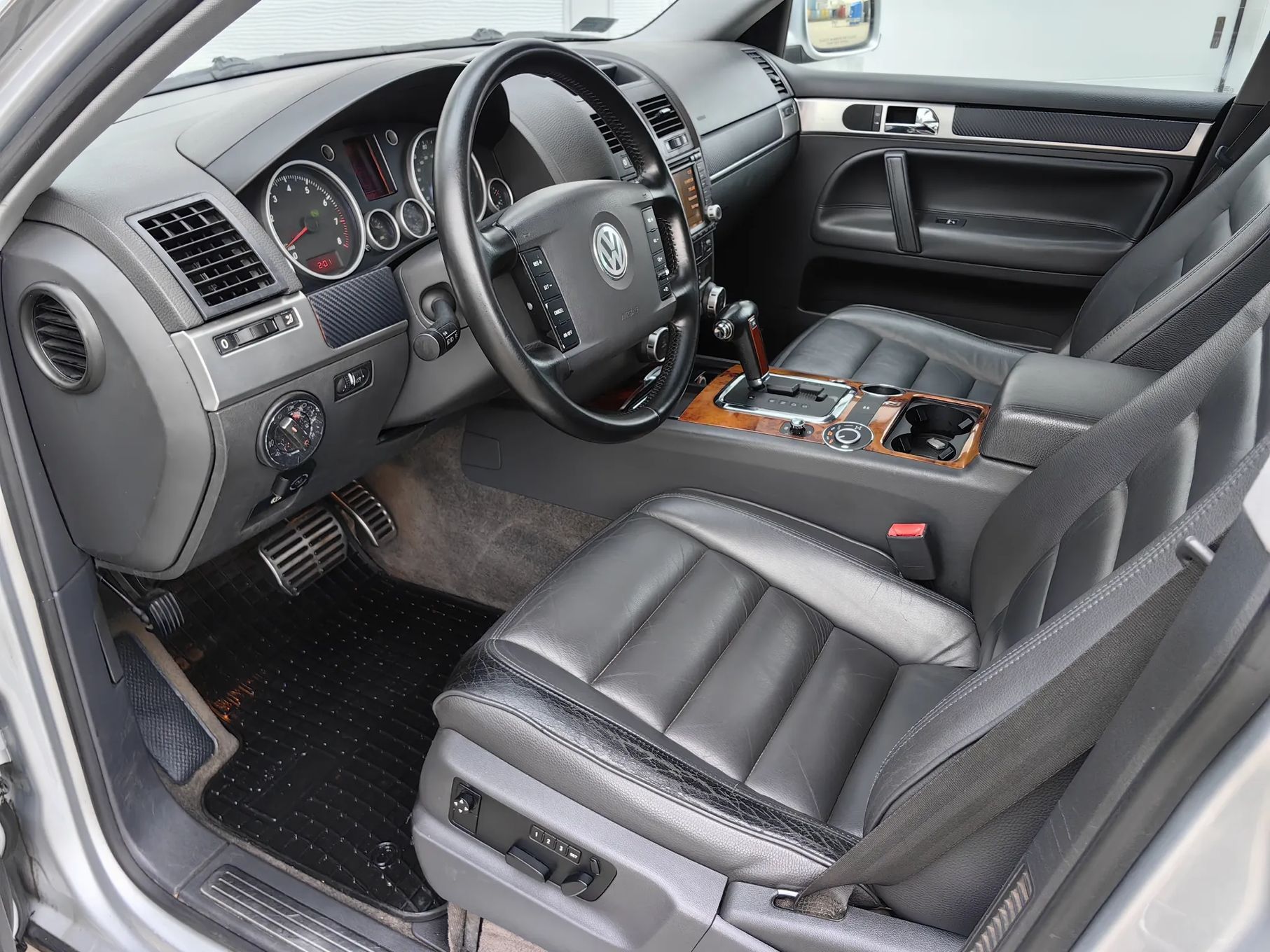 Volkswagen Touareg Niezawodny 4.2MPi V8 z Gazem_Bez pneumatyki_BARDZO ZADBANY !!!