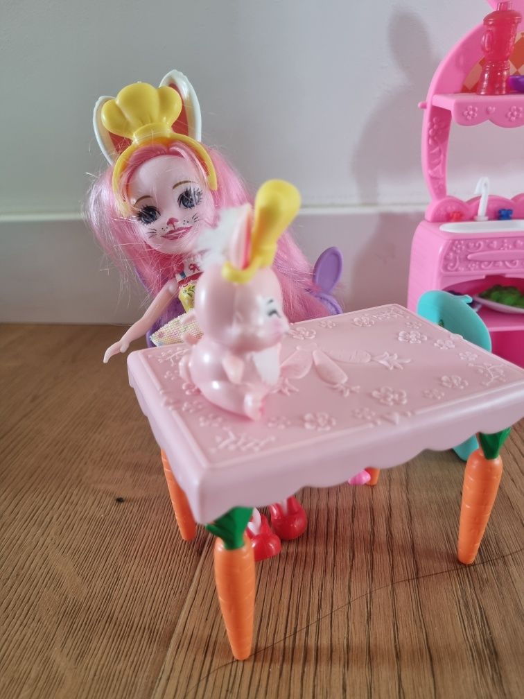 Lalka ENCHANTIMALS Kuchenka Bree Bunny + Zwierzątko Mattel