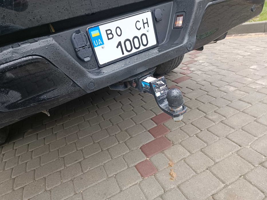 Бризговики вітровики фаркоп ford f150