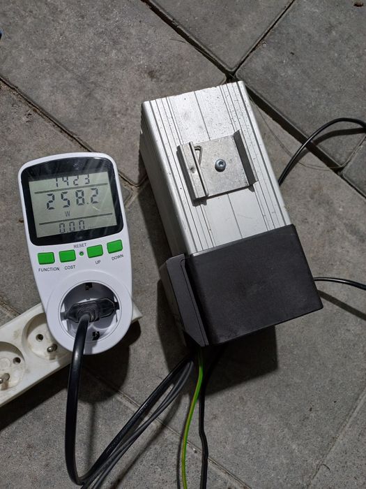 Ogrzewacz z wentylatorem do szafy sterowniczej 250W
