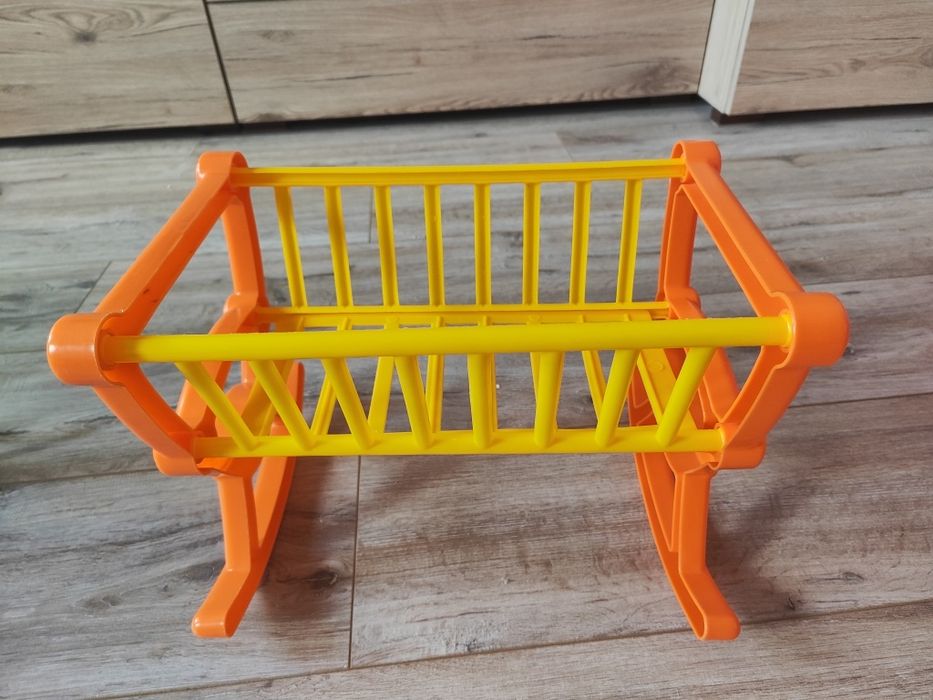 Ліжко для ляльок