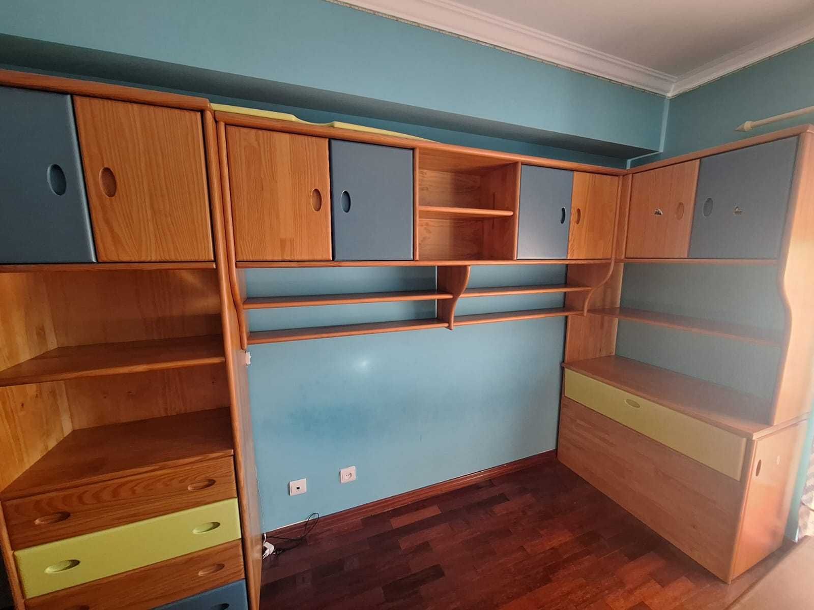 Móvel de Quarto em excelentes condições