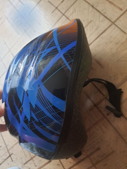 Роликовые коньки Re:Action р.26-31 б/у с защитой и шлемом