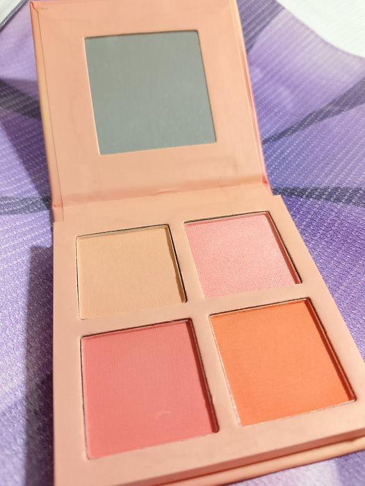 Paletka cieni do powiek