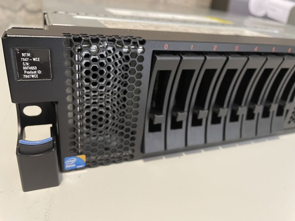 Servidor IBM X3560 M2