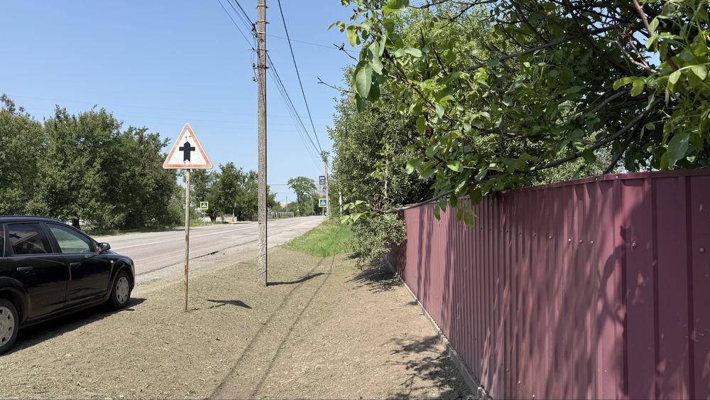 Продається житловий будинок у селі Лобойківка, центр