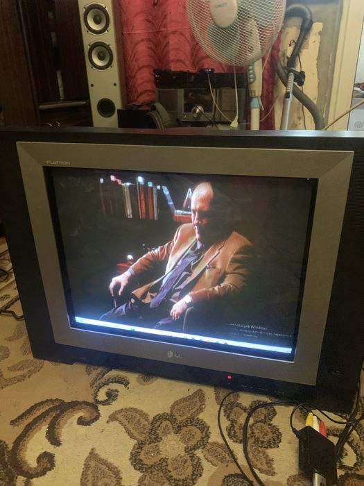 телевізор  lg 55RQA