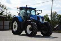 New Holland T7.210 / 2014 / 6960 mh / Bardzo dobry stan  New Holland T7.210 / 2014 / 6960 mh / Świeżo sprowadzony / Super stan