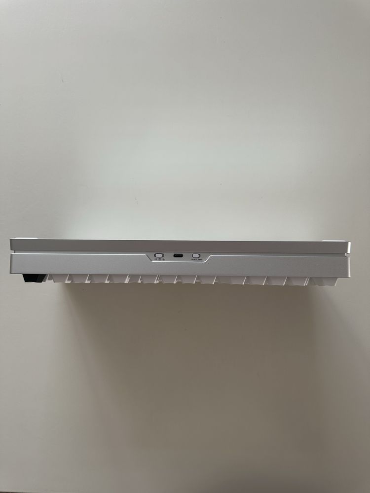 Клавіатура механічна ''Vgn x Vxe75 v2''