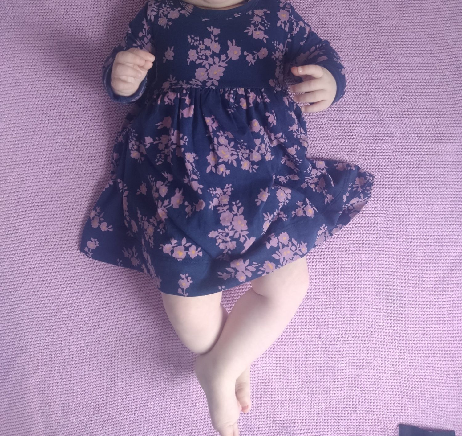 Sukienka niemowlęca dla dziewczynki r 68