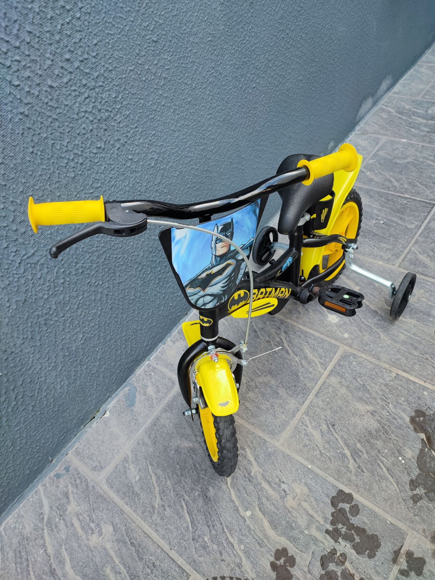 Bicicleta NOVA p/Criança c/Roda 12" 3-5 Anos - Batman OFERTA capacete