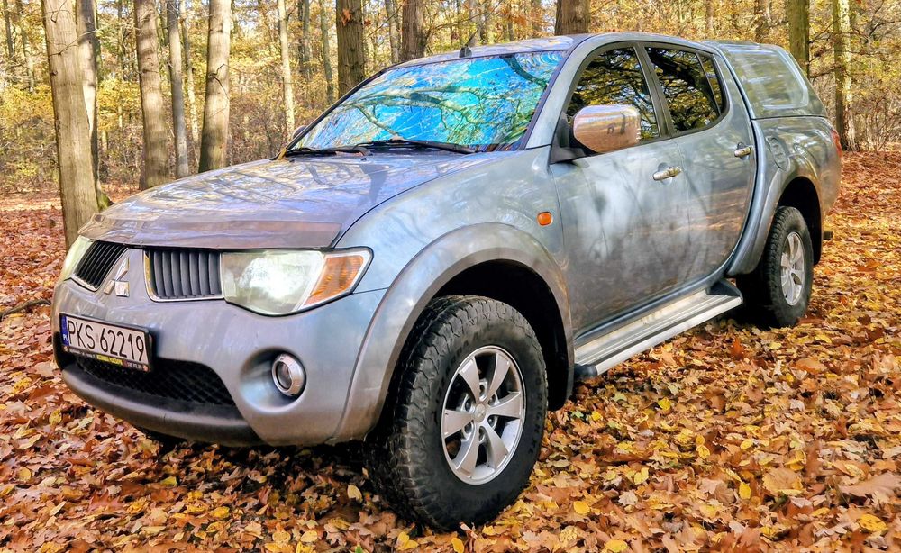 Mitsubishi L200 Mitsubishi L200 | 4x4 | Automat, Hilux, Navara, Amarok