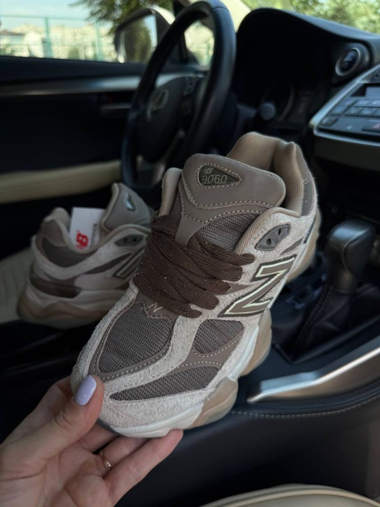 New Balance шоколадні
