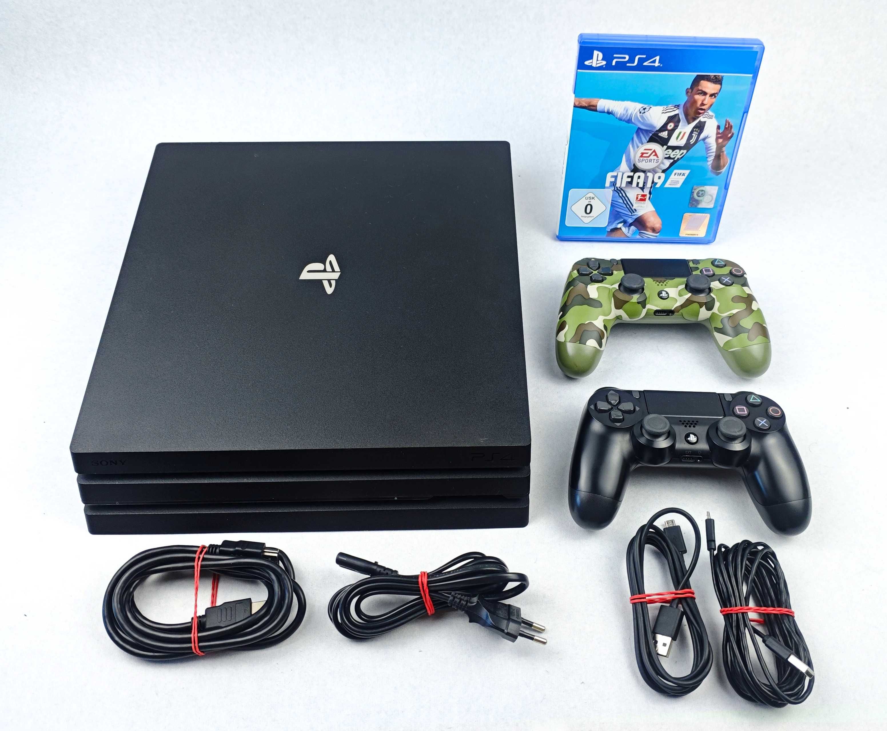 [PS4] Sony PlayStation 4 Pro 1Tb + 2 геймпади + Fifa 19