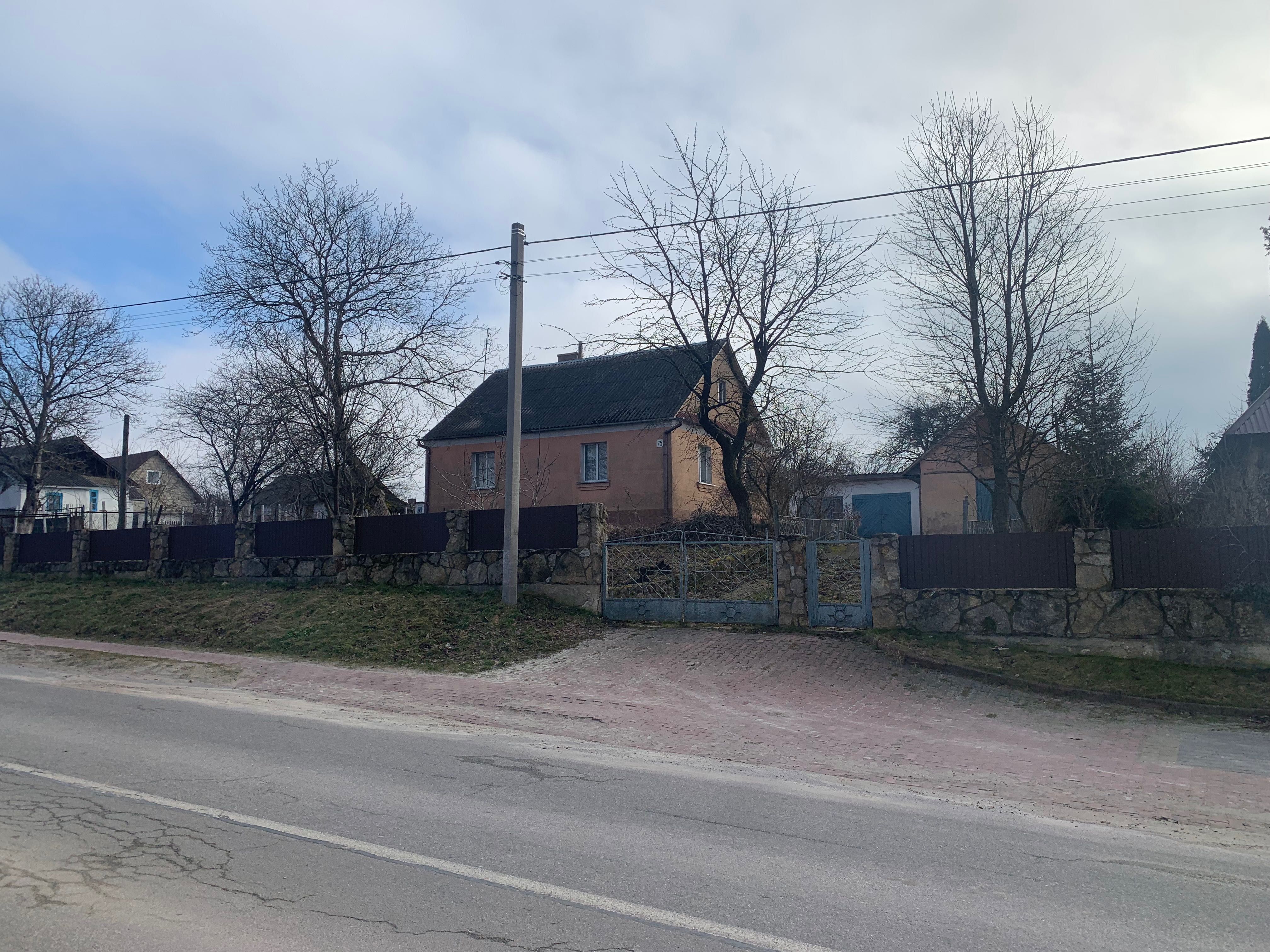 Продам будинок в місті Почаїв