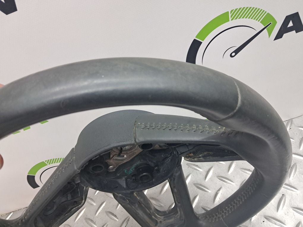 Руль кожа AUDI A4 B9 8W0419091CLINY