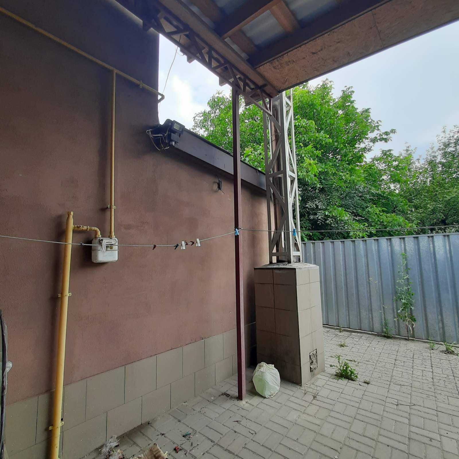 с. Гнатовка  Киево Святошинского района продам отдельно стоящее здание