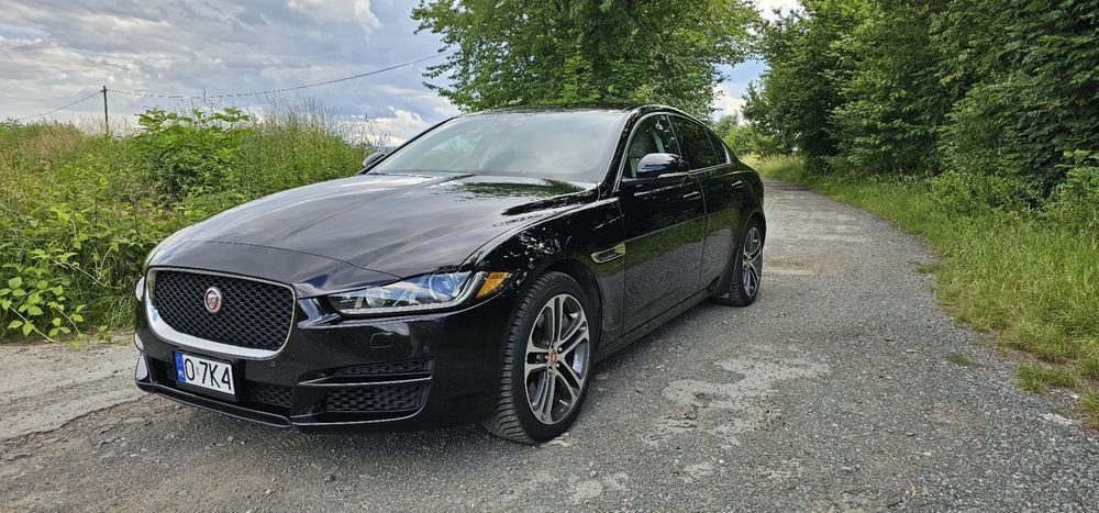 Jaguar XE Jaguar XE 35T AWD Premium, 340 KM, stan b.dobry.