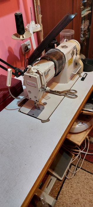 Швейна машина San star km 250