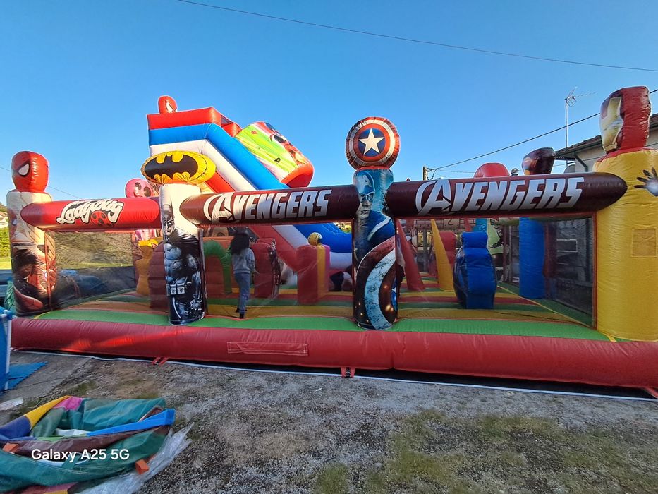 Insuflável Super Heróis