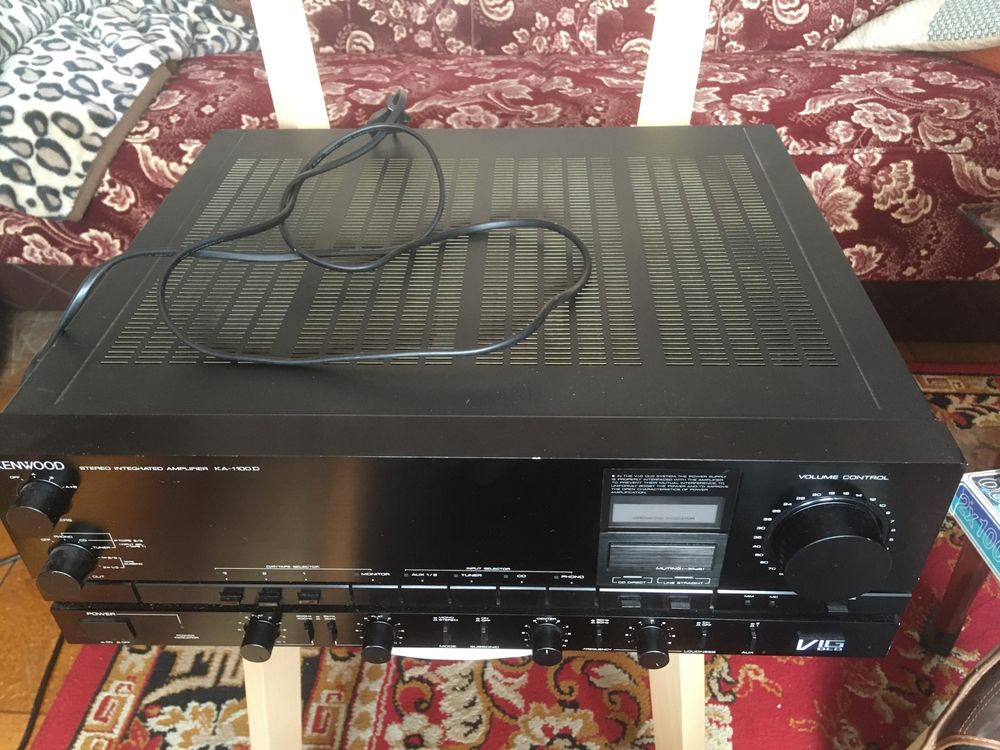 Wzmacniacz Kenwood KA-1100D TOP