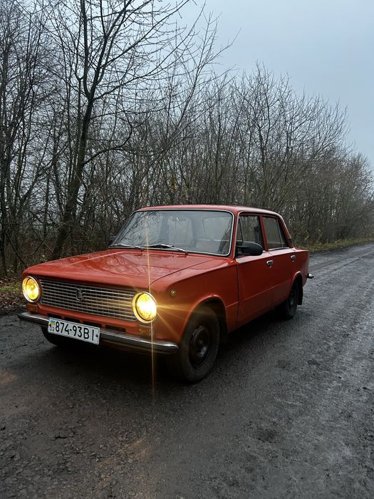 ВАЗ LADA 21011-1
