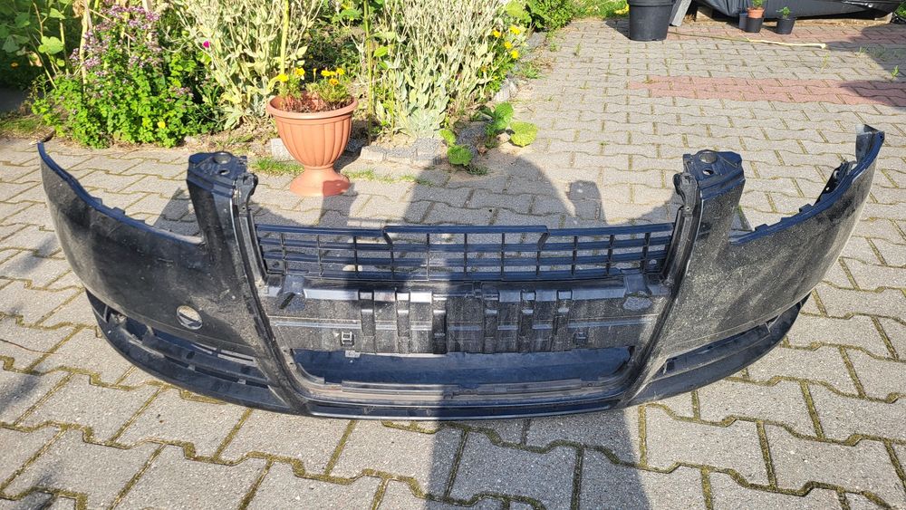 Zderzak audi a4 b7 lz9y uszkodzony