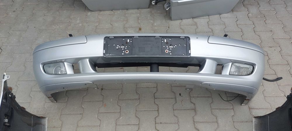 Zderzaki do Volvo V40 lift przedni tylny